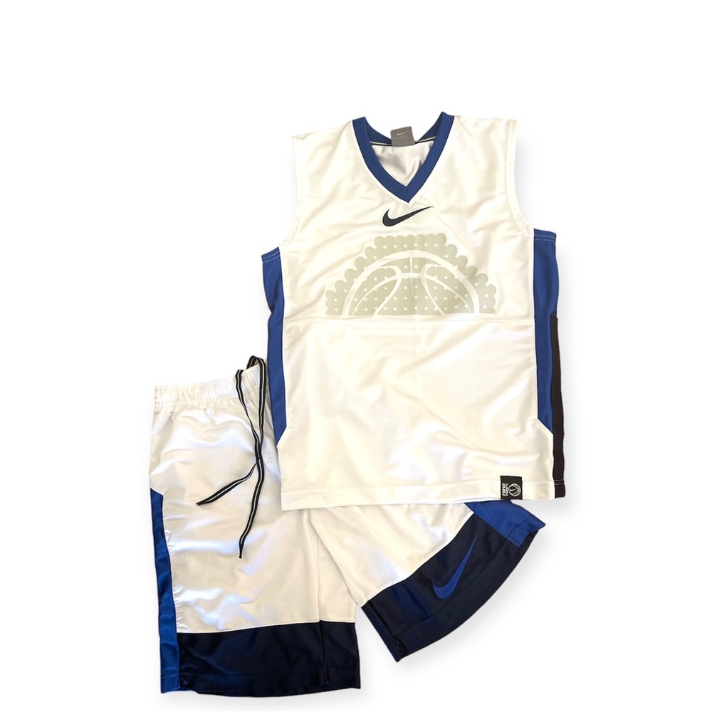 Boy’s Nike Hoops Set